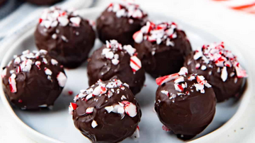 Embracing Toronto's Holiday Delights: A Festive Journey of Scent and Flavor
